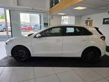 Hyundai i30 1.0 T-GDi Blue Drive SE Nav Hatchback 5dr Petrol Manual Euro 6 (s/s) (120 ps) 