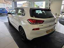 Hyundai i30 1.0 T-GDi Blue Drive SE Nav Hatchback 5dr Petrol Manual Euro 6 (s/s) (120 ps) 