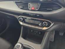 Hyundai i30 1.0 T-GDi Blue Drive SE Nav Hatchback 5dr Petrol Manual Euro 6 (s/s) (120 ps) 