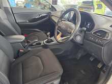 Hyundai i30 1.0 T-GDi Blue Drive SE Nav Hatchback 5dr Petrol Manual Euro 6 (s/s) (120 ps) 