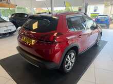 Peugeot 2008 1.2 PureTech Allure Premium SUV 5dr Petrol Manual Euro 6 (s/s) (110 ps) 