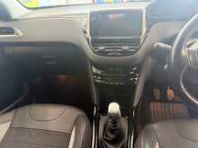 Peugeot 2008 1.2 PureTech Allure Premium SUV 5dr Petrol Manual Euro 6 (s/s) (110 ps) 