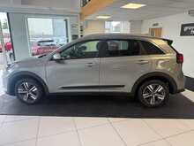 Kia Niro 1.6 GDi 2 SUV 5dr Petrol Hybrid DCT Euro 6 (s/s) (139 bhp) 