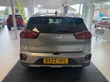 Kia Niro 1.6 GDi 2 SUV 5dr Petrol Hybrid DCT Euro 6 (s/s) (139 bhp) 