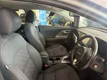 Kia Niro 1.6 GDi 2 SUV 5dr Petrol Hybrid DCT Euro 6 (s/s) (139 bhp) 