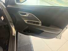 Kia Niro 1.6 GDi 2 SUV 5dr Petrol Hybrid DCT Euro 6 (s/s) (139 bhp) 