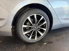 Hyundai i40 1.7 CRDi Blue Drive SE Nav Tourer 5dr Diesel DCT Euro 6 (s/s) (141 ps) 