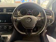 Volkswagen Golf 1.4 TSI BlueMotion Tech SE Nav Hatchback 5dr Petrol Manual Euro 6 (s/s) (125 ps) 
