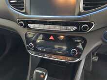 Hyundai IONIQ 1.6 h-GDi Premium Hatchback 5dr Petrol Hybrid DCT Euro 6 (s/s) (141 ps) 