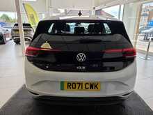 Volkswagen ID.3 Pro Performance 58kWh Life Hatchback 5dr Electric Auto (204 ps) 