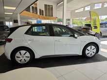 Volkswagen ID.3 Pro Performance 58kWh Life Hatchback 5dr Electric Auto (204 ps) 