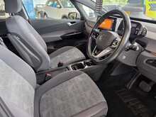 Volkswagen ID.3 Pro Performance 58kWh Life Hatchback 5dr Electric Auto (204 ps) 