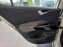 Volkswagen ID.3 Pro Performance 58kWh Life Hatchback 5dr Electric Auto (204 ps) 