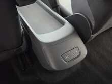 Volkswagen ID.3 Pro Performance 58kWh Life Hatchback 5dr Electric Auto (204 ps) 