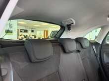 Vauxhall Crossland 1.5 Turbo D Ultimate SUV 5dr Diesel Auto Euro 6 (s/s) (120 ps) 