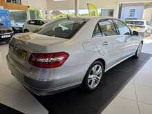 Mercedes-Benz E Class 3.0 E350 CDI V6 BlueEfficiency Avantgarde Edition 125 Saloon 4dr Diesel G-Tronic+ Euro 5 (265 ps) 