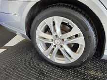 Mercedes-Benz E Class 3.0 E350 CDI V6 BlueEfficiency Avantgarde Edition 125 Saloon 4dr Diesel G-Tronic+ Euro 5 (265 ps) 