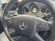 Mercedes-Benz E Class 3.0 E350 CDI V6 BlueEfficiency Avantgarde Edition 125 Saloon 4dr Diesel G-Tronic+ Euro 5 (265 ps) 
