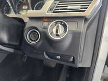 Mercedes-Benz E Class 3.0 E350 CDI V6 BlueEfficiency Avantgarde Edition 125 Saloon 4dr Diesel G-Tronic+ Euro 5 (265 ps) 