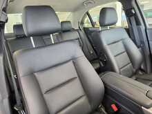Mercedes-Benz E Class 3.0 E350 CDI V6 BlueEfficiency Avantgarde Edition 125 Saloon 4dr Diesel G-Tronic+ Euro 5 (265 ps) 