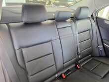 Mercedes-Benz E Class 3.0 E350 CDI V6 BlueEfficiency Avantgarde Edition 125 Saloon 4dr Diesel G-Tronic+ Euro 5 (265 ps) 
