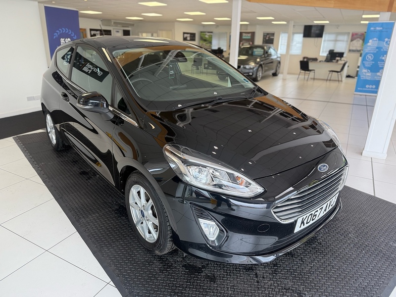 1.0T EcoBoost Zetec Hatchback 3dr Petrol Manual Euro 6 (s/s) (100 ps)