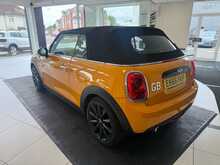 MINI Convertible 1.5 Cooper Convertible 2dr Petrol Manual Euro 6 (s/s) (136 ps) 