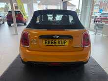 MINI Convertible 1.5 Cooper Convertible 2dr Petrol Manual Euro 6 (s/s) (136 ps) 
