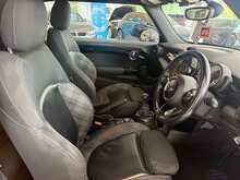 MINI Convertible 1.5 Cooper Convertible 2dr Petrol Manual Euro 6 (s/s) (136 ps) 
