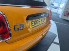 MINI Convertible 1.5 Cooper Convertible 2dr Petrol Manual Euro 6 (s/s) (136 ps) 
