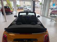 MINI Convertible 1.5 Cooper Convertible 2dr Petrol Manual Euro 6 (s/s) (136 ps) 
