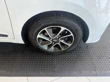 Hyundai i10 GO! SE Hatchback 1.0 Manual Petrol 