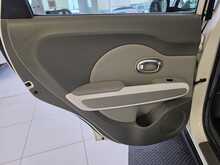 Kia Soul 30kWh EV SUV 5dr Electric Auto (109 bhp) 