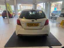 Toyota Yaris 1.5 VVT-h Excel Hatchback 5dr Petrol Hybrid E-CVT Euro 6 (15in Alloy) (101 ps) 