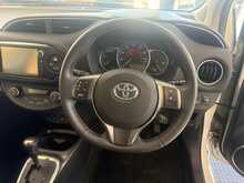 Toyota Yaris 1.5 VVT-h Excel Hatchback 5dr Petrol Hybrid E-CVT Euro 6 (15in Alloy) (101 ps) 