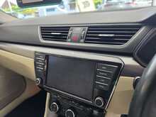 Skoda Superb 2.0 TDI SE L Executive Hatchback 5dr Diesel DSG Auto 6Spd Euro 6 (s/s) (190 ps) 