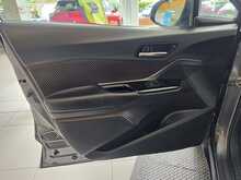 Toyota C-HR 1.8 VVT-h Excel SUV 5dr Petrol Hybrid CVT Euro 6 (s/s) (122 ps) 
