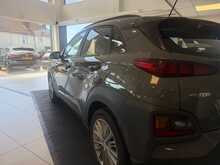 Hyundai KONA 1.0 T-GDi Blue Drive SE SUV 5dr Petrol Manual Euro 6 (s/s) (120 ps) 