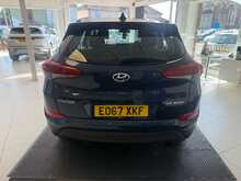 Hyundai TUCSON 1.7 CRDi Blue Drive SE Nav SUV 5dr Diesel Manual Euro 6 (s/s) (116 ps) 