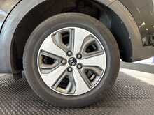 Kia Niro 1.6h GDi GPF 2 SUV 5dr Petrol Hybrid DCT Euro 6 (s/s) (139 bhp) 