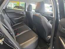 Vauxhall Grandland 1.6 13.2kWh GS Line SUV 5dr Petrol Plug-in Hybrid Auto Euro 6 (s/s) (225 ps) 