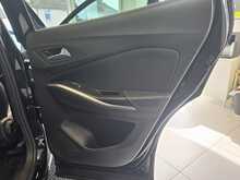Vauxhall Grandland 1.6 13.2kWh GS Line SUV 5dr Petrol Plug-in Hybrid Auto Euro 6 (s/s) (225 ps) 