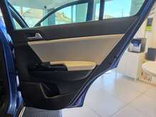 Kia Sportage 1.6 CRDi EcoDynamics+ GT-Line SUV 5dr Diesel Hybrid Manual Euro 6 (s/s) (134 bhp) 
