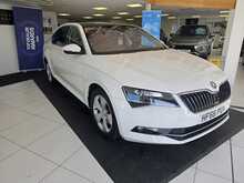 Skoda Superb 1.4 TSI ACT SE L Executive Hatchback 5dr Petrol DSG Euro 6 (s/s) (150 ps) 