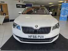 Skoda Superb 1.4 TSI ACT SE L Executive Hatchback 5dr Petrol DSG Euro 6 (s/s) (150 ps) 