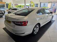 Skoda Superb 1.4 TSI ACT SE L Executive Hatchback 5dr Petrol DSG Euro 6 (s/s) (150 ps) 