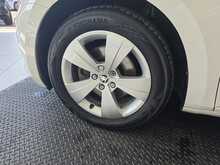 Skoda Superb 1.4 TSI ACT SE L Executive Hatchback 5dr Petrol DSG Euro 6 (s/s) (150 ps) 