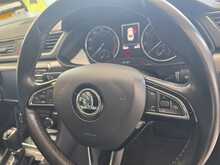 Skoda Superb 1.4 TSI ACT SE L Executive Hatchback 5dr Petrol DSG Euro 6 (s/s) (150 ps) 