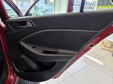 Hyundai i20 1.2 SE Hatchback 5dr Petrol Manual Euro 6 (84 ps) 