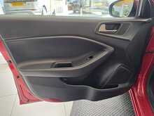Hyundai i20 1.2 SE Hatchback 5dr Petrol Manual Euro 6 (84 ps) 